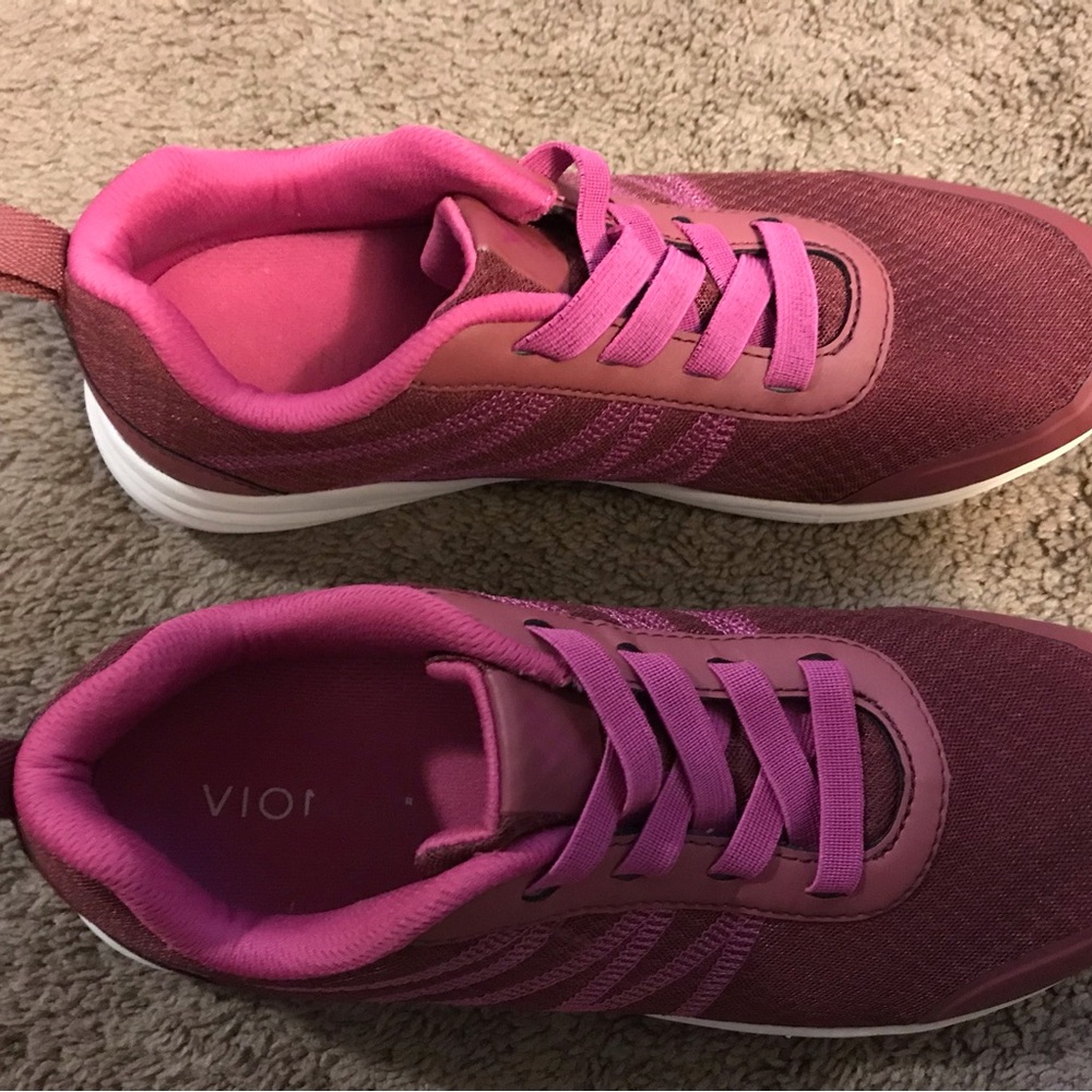 Vionic Women's Burgundy and Pink Sneakers - Picture 4 of 7